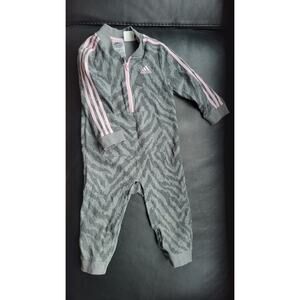 Super cute baby onside adidas 24 month pink grey zipper buttons long sleeve